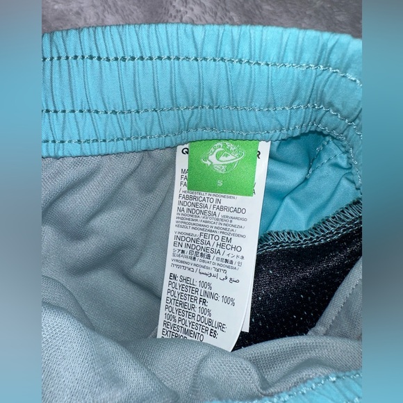 NWT Quicksilver Shorts - Picture 3 of 4